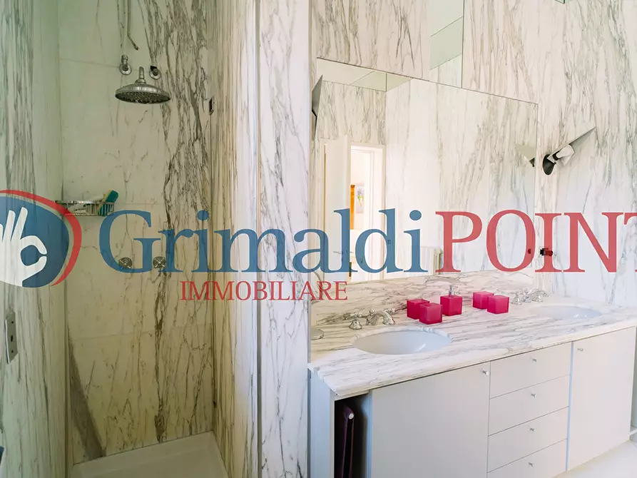 Immagine 15 di Villa in vendita  in Via Villa Bellavista 70 a Lecce