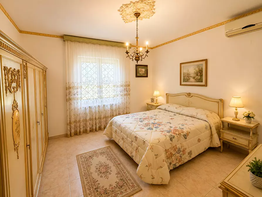 Immagine 8 di Casa bifamiliare in vendita  in Via del Triangolo 8 a Anzio