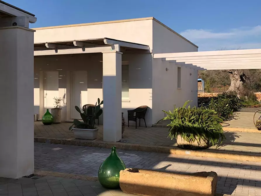 Immagine 3 di Casa indipendente in vendita  in Via Masseria Ungulìa 2 a Sannicola