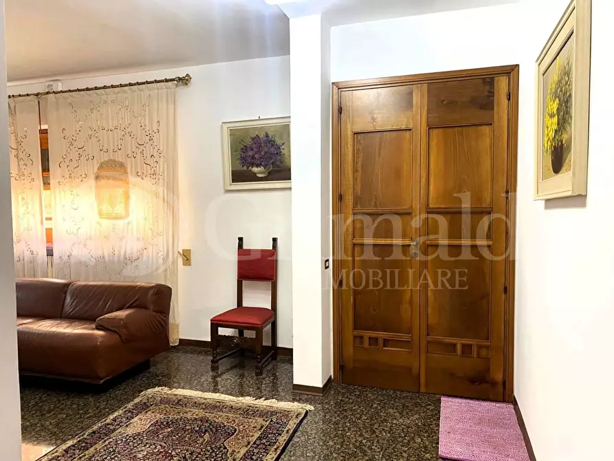 Immagine 27 di Villetta a schiera in vendita  in VIA VERDI a Alezio