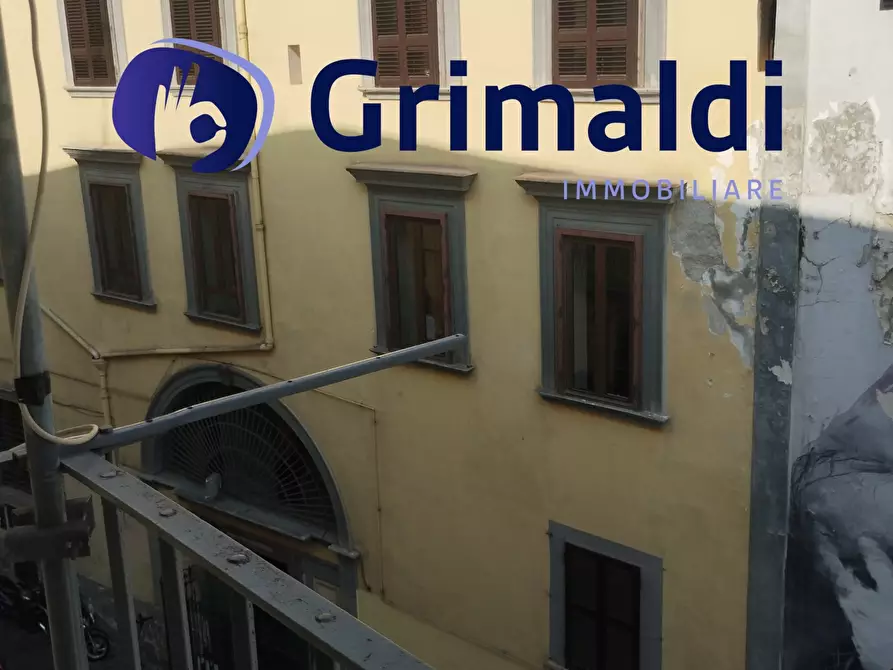 Immagine 6 di Bilocale in affitto  in Via Sanità 47 a Napoli