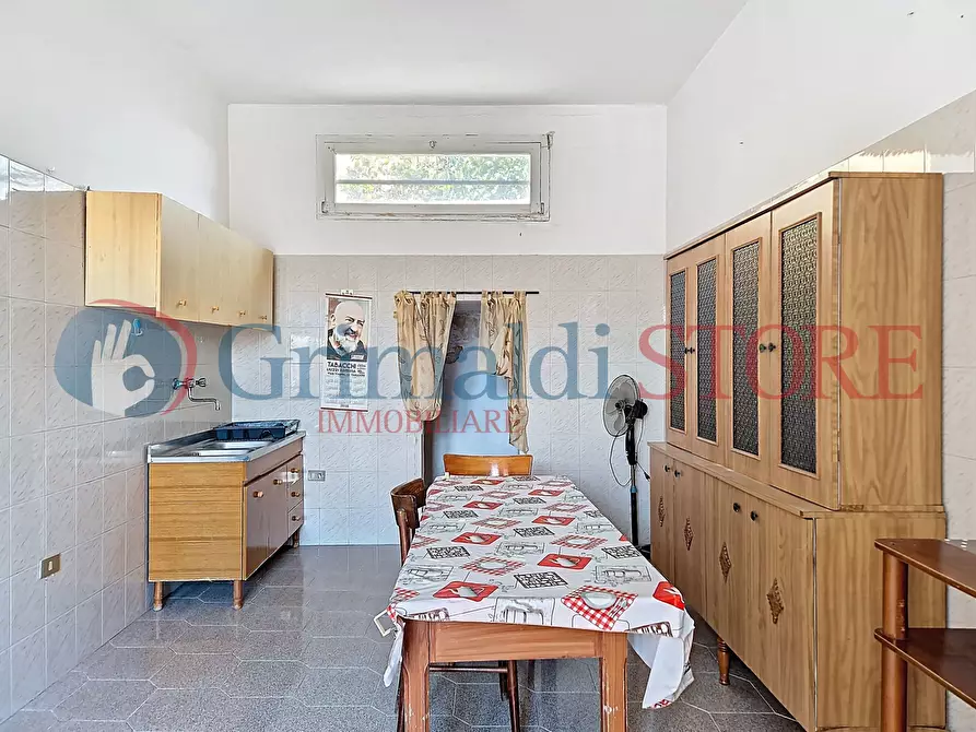 Immagine 22 di Casa indipendente in vendita  a Manduria