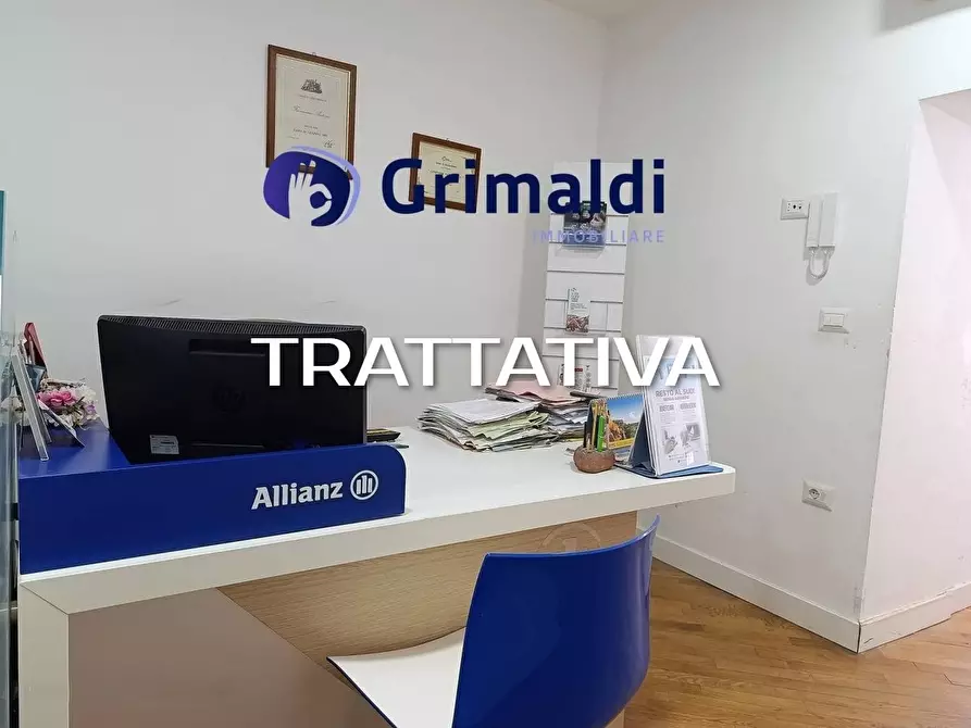 Immagine 1 di Ufficio in affitto  a Napoli