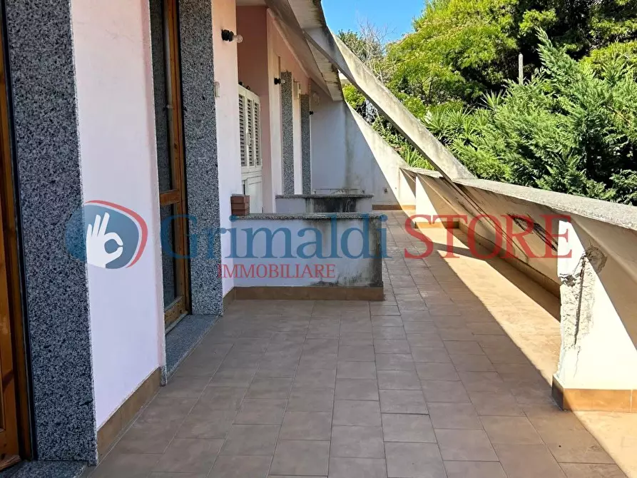 Immagine 8 di Pentalocale in vendita  in Via Giovanni Gentile 3030 a Lecce