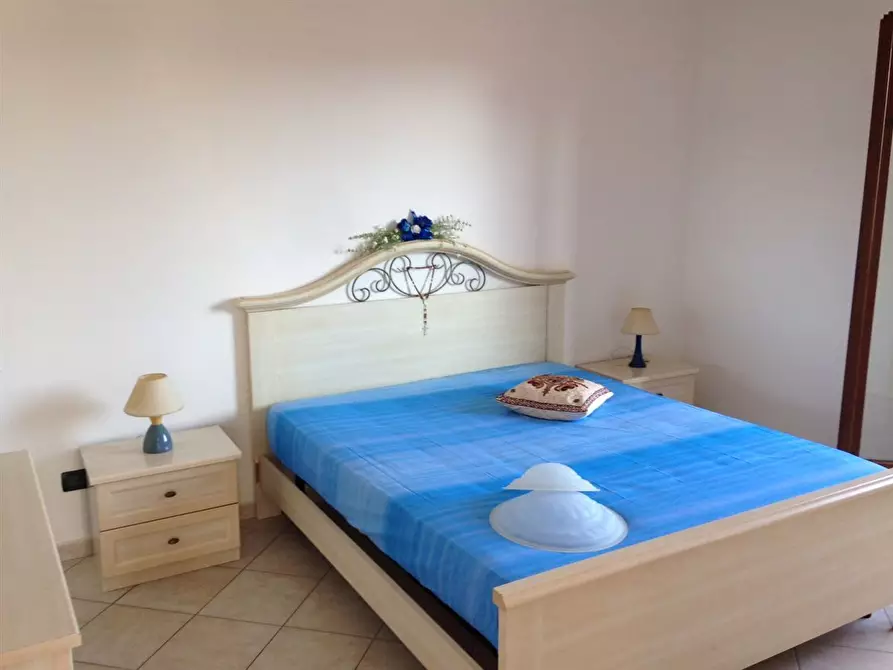 Immagine 4 di Bilocale in vendita  in VIA CAVALLO MORTO 54 a Anzio