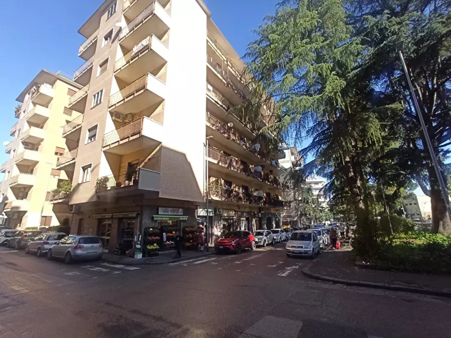 Immagine 2 di Locale commerciale in affitto  in Via Nicola Sala 5 a Benevento