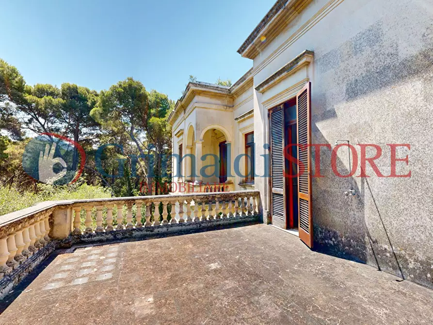 Immagine 65 di Villa in vendita  in Via Vecchia Carmiano a Lecce
