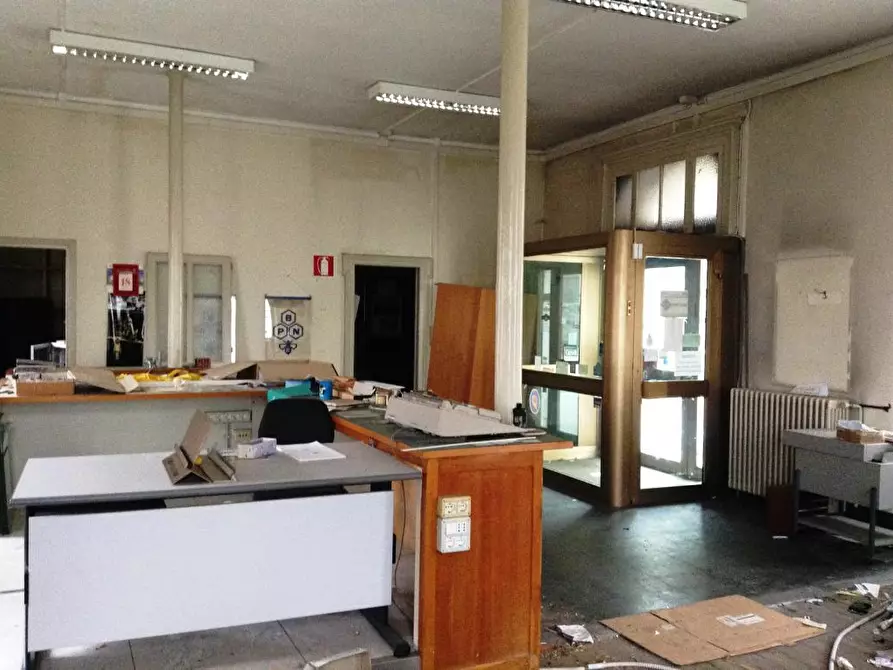 Immagine 7 di Ufficio in vendita  in Via Monte Rosa 63 a Scopa