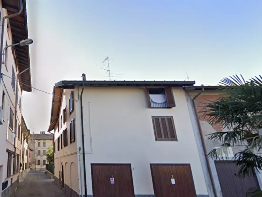 Immagine 3 di Bilocale in affitto  in via Volta 6 a Limido Comasco