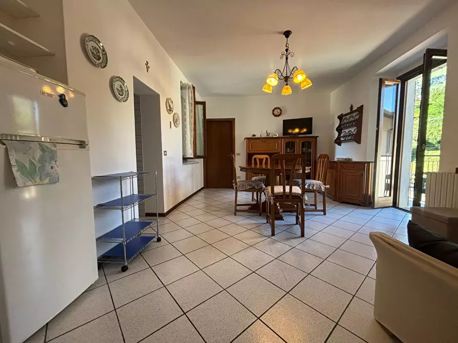 Immagine 8 di Appartamento in vendita  in Frazione Calozzo 128 a Pianello Del Lario