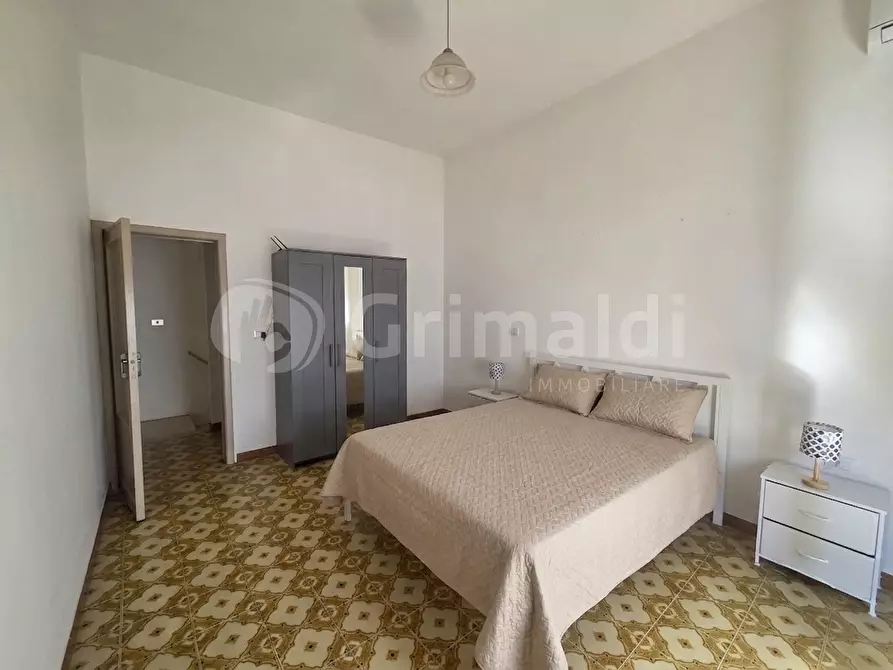 Immagine 10 di Casa indipendente in vendita  a Avola