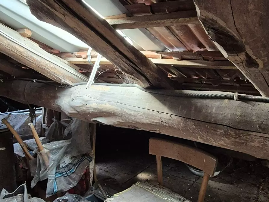 Immagine 28 di Porzione di casa in vendita  a Faggeto Lario