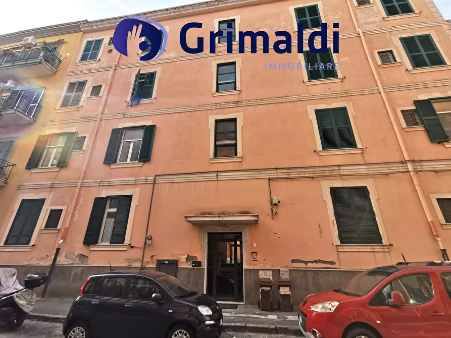 Immagine 1 di Bilocale in vendita  a Pozzuoli