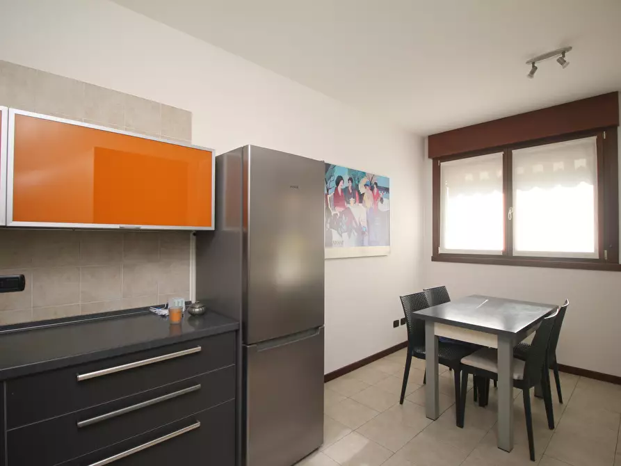 Immagine 11 di Trilocale in vendita  a Como