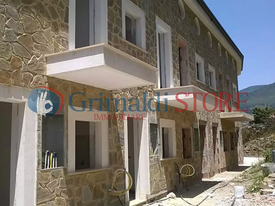 Immagine 6 di Terratetto in vendita  in Vicolo Piazza 72 a San Mauro Cilento