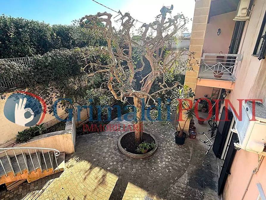 Immagine 17 di Villa in vendita  in Via Fiesole 28 a Lecce