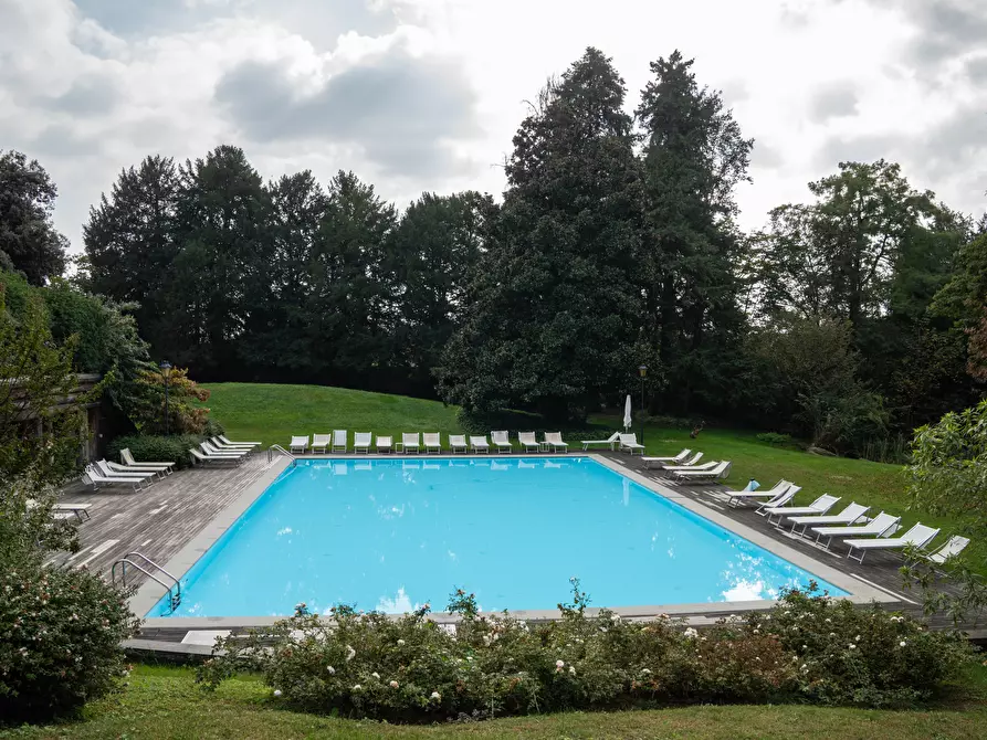 Immagine 2 di Pentalocale in affitto  in Via Vittorio Veneto 5 a Fino Mornasco