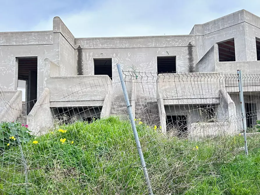 Immagine 6 di Rustico / casale in vendita  in Via Don Luigi Sturzo 6 a Patu'