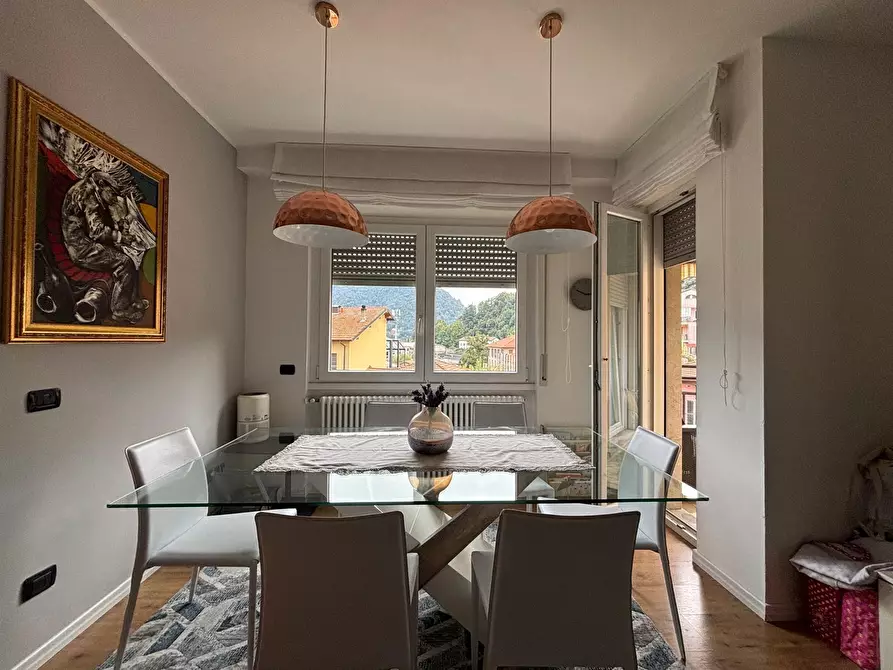 Immagine 3 di Trilocale in vendita  in Via della Conciliazione 36 a Como