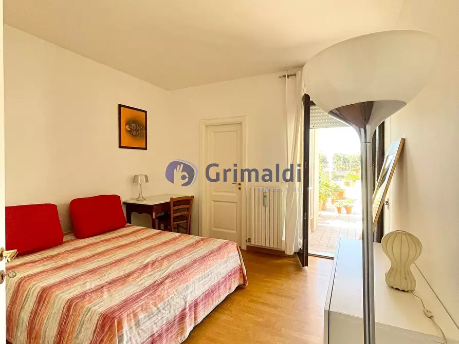 Immagine 11 di Quadrilocale in vendita  in Via Lupiae 46 a Lecce
