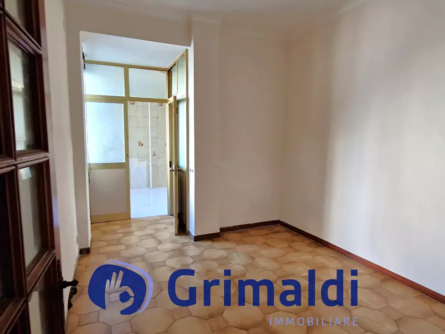 Immagine 21 di Pentalocale in vendita  in Via Michelangelo Schipa a Napoli