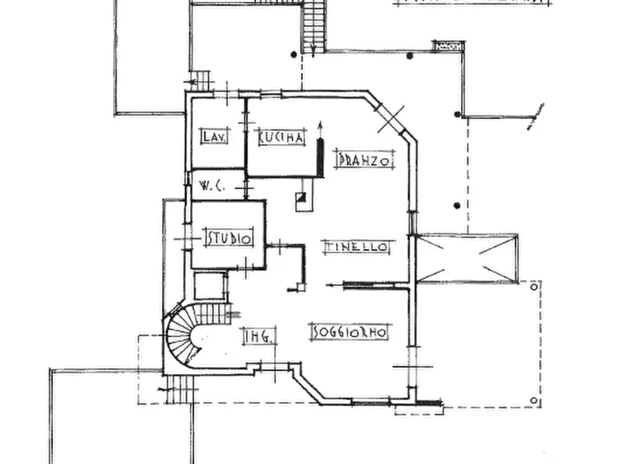 Immagine 65 di Villa in vendita  in Via Venosa 5 a Lecce