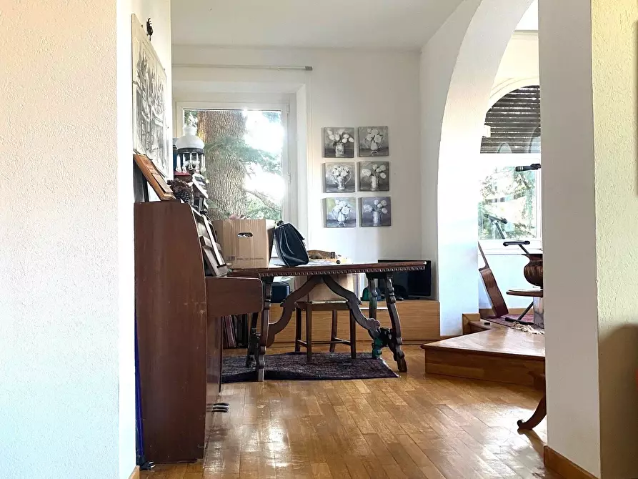 Immagine 32 di Quadrilocale in vendita  a Brunate