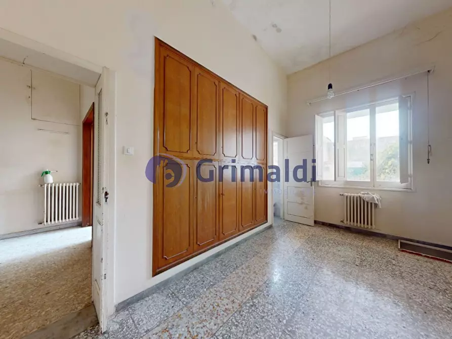 Immagine 15 di Pentalocale in vendita  in Via Dalmazia 28 a Lecce