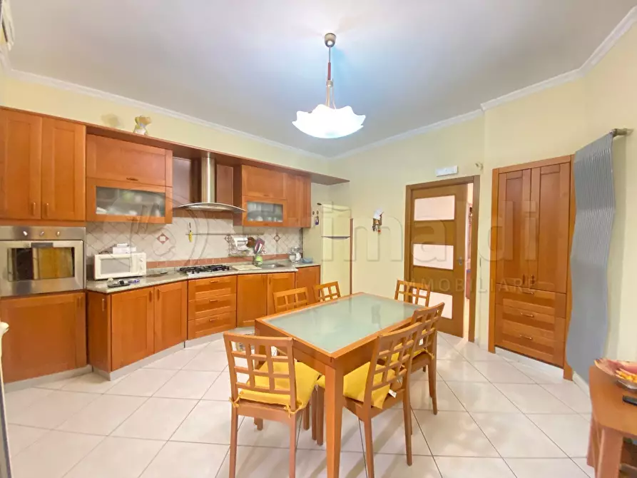 Immagine 3 di Quadrilocale in vendita  a Giugliano In Campania