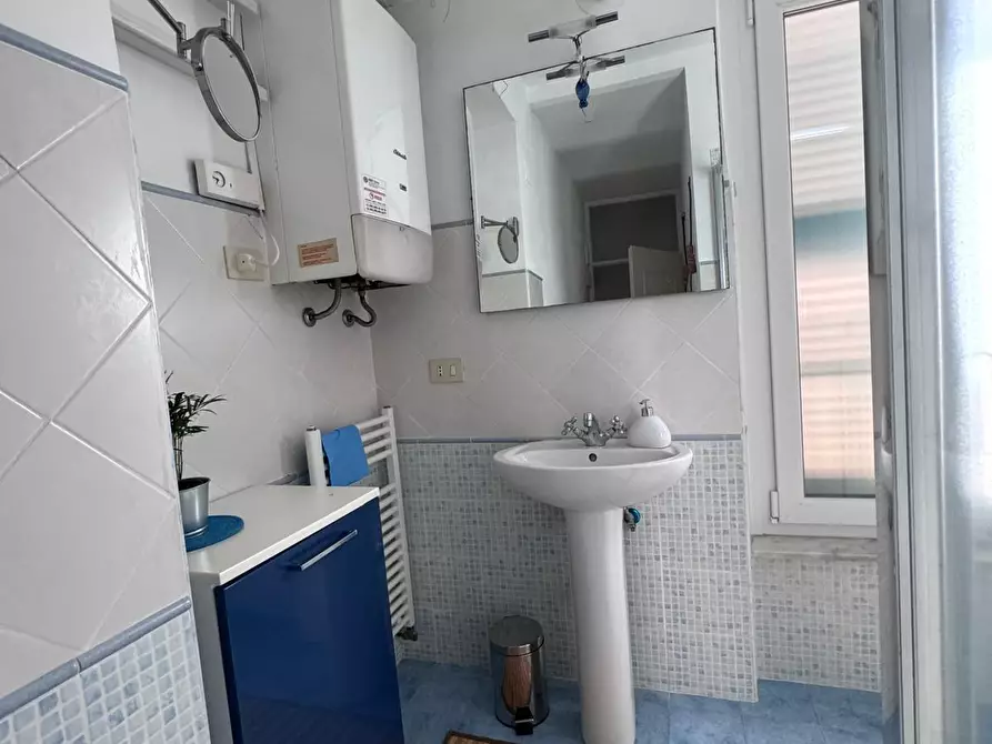 Immagine 14 di Trilocale in vendita  in Via Agrippina 2 a Anzio