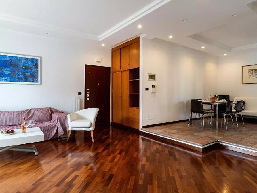 Immagine 5 di Quadrilocale in vendita  in Via Salvatore Matarrese 10 a Bari