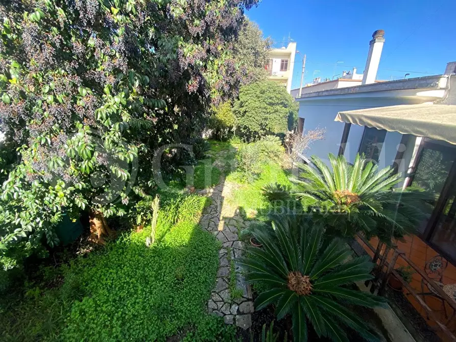 Immagine 9 di Villetta a schiera in vendita  in VIA VERDI a Alezio