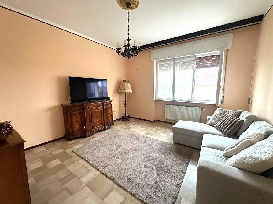 Immagine 1 di Trilocale in vendita  in Via G.B.Borino 1 a Palestro