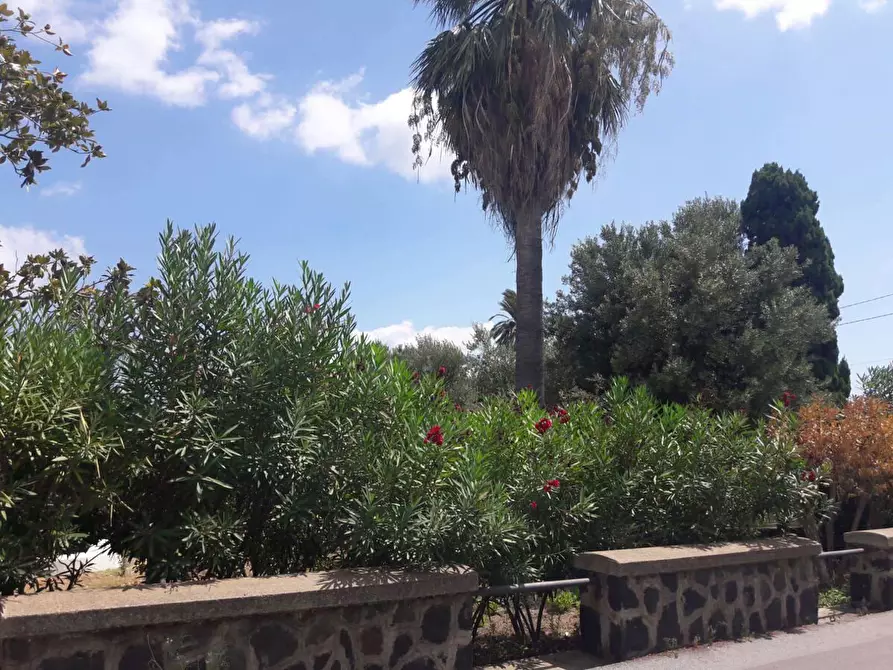 Immagine 17 di Casa indipendente in vendita  in via Umberto I 1 a Santa Marina Salina