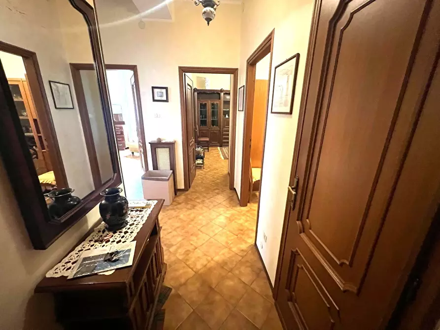 Immagine 2 di Trilocale in vendita  in Via Benadir 56 a Vercelli