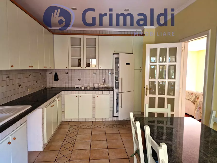 Immagine 17 di Villa in affitto  in Via Comunale Guantai ad Orsolone 177 a Napoli