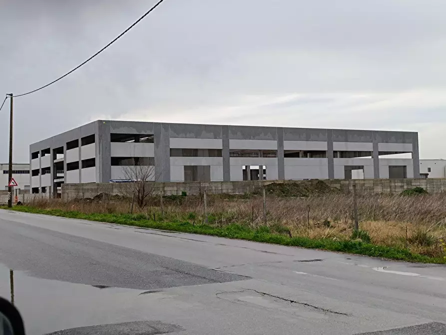 Immagine 8 di Capannone industriale in affitto  in Via Boscofangone a Nola