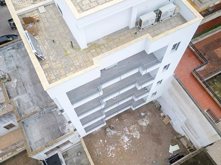 Immagine 42 di Quadrilocale in vendita  in Via Benedetto Croce 5656 a Lecce