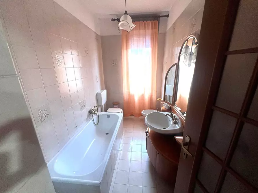 Immagine 17 di Casa bifamiliare in vendita  in Via Marilla Rigazio 22 a Vercelli