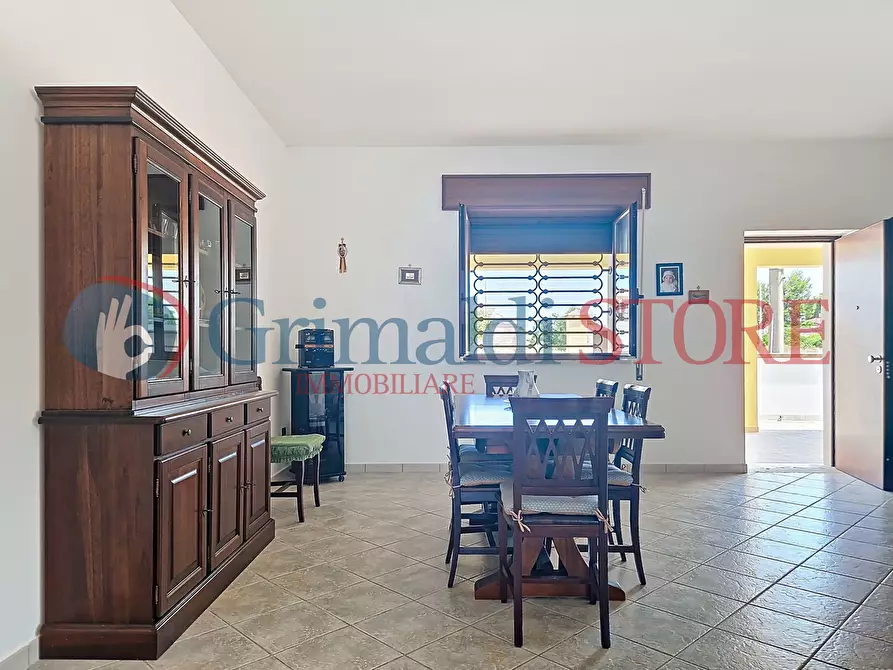 Immagine 41 di Villa in vendita  a Manduria