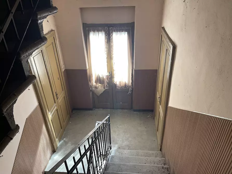 Immagine 29 di Rustico / casale in vendita  in Via Roma 4343 a Fara Novarese