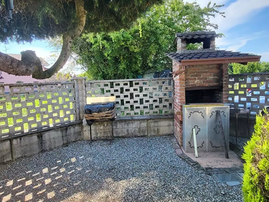 Immagine 4 di Villa in vendita  in Via Magenta 4 a Villata