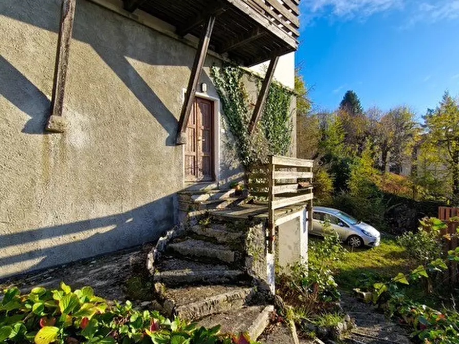 Immagine 13 di Villa in vendita  in via Scalini 38 a Brunate