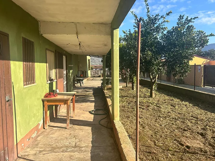 Immagine 5 di Casa bifamiliare in vendita  a Terracina