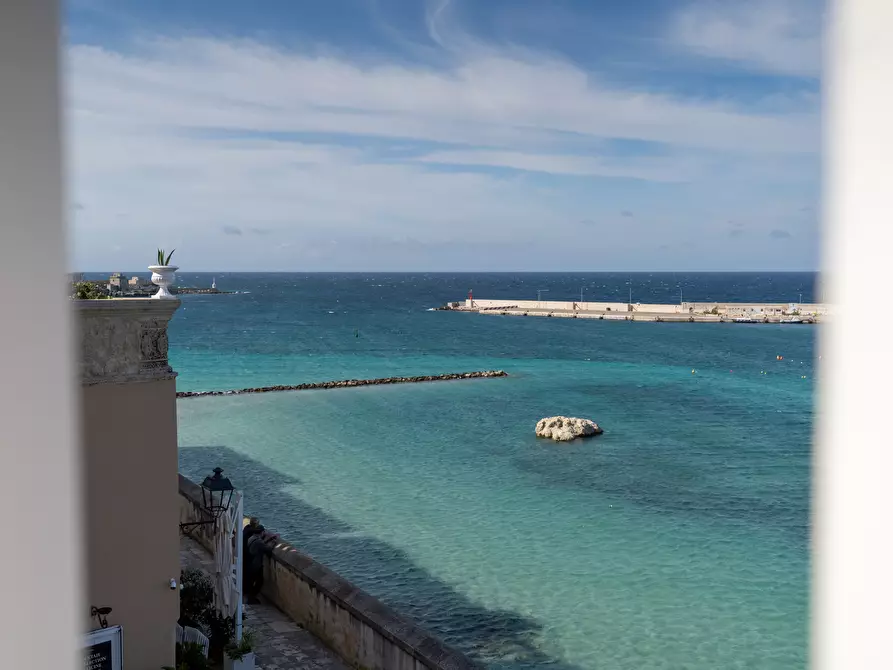 Immagine 39 di Appartamento in vendita  in Via Ciatara 14 a Otranto