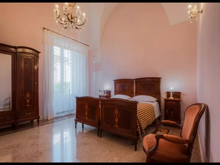 Immagine 34 di Palazzo in vendita  in via saverio de pace 3 a Nardo'