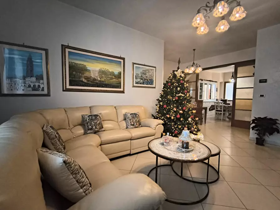 Immagine 1 di Casa indipendente in vendita  in Via Don Luigi Sturzo a Monopoli