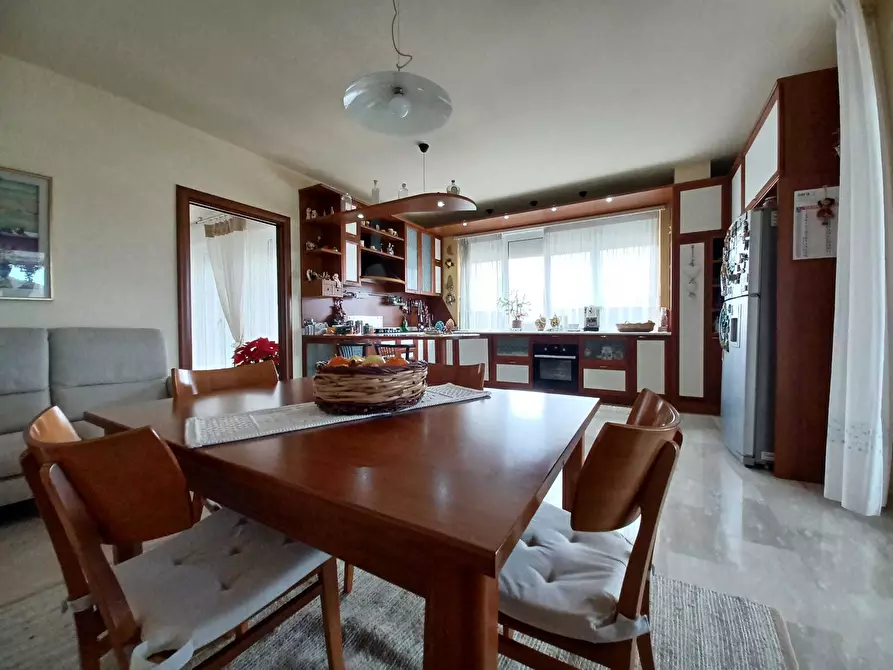 Immagine 7 di Casa indipendente in vendita  in Via Conchia a Monopoli