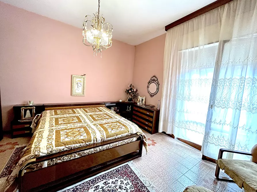 Immagine 21 di Pentalocale in vendita  in Via Tagliamento 85 a Avellino