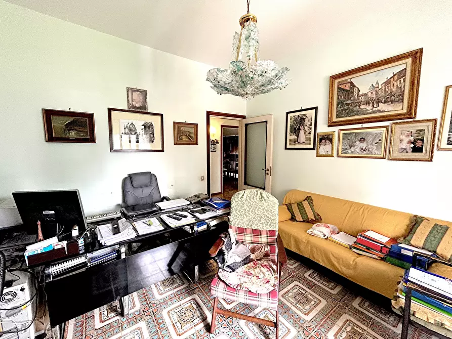 Immagine 4 di Pentalocale in vendita  in Via Tagliamento 85 a Avellino